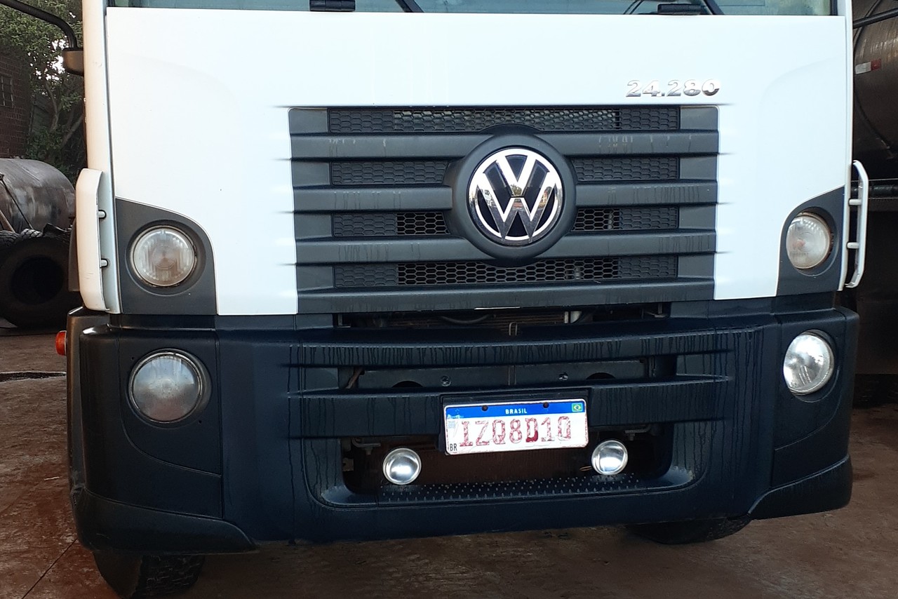 Volkswagen 24-280 E Constellation 6x2 - 20/20 4