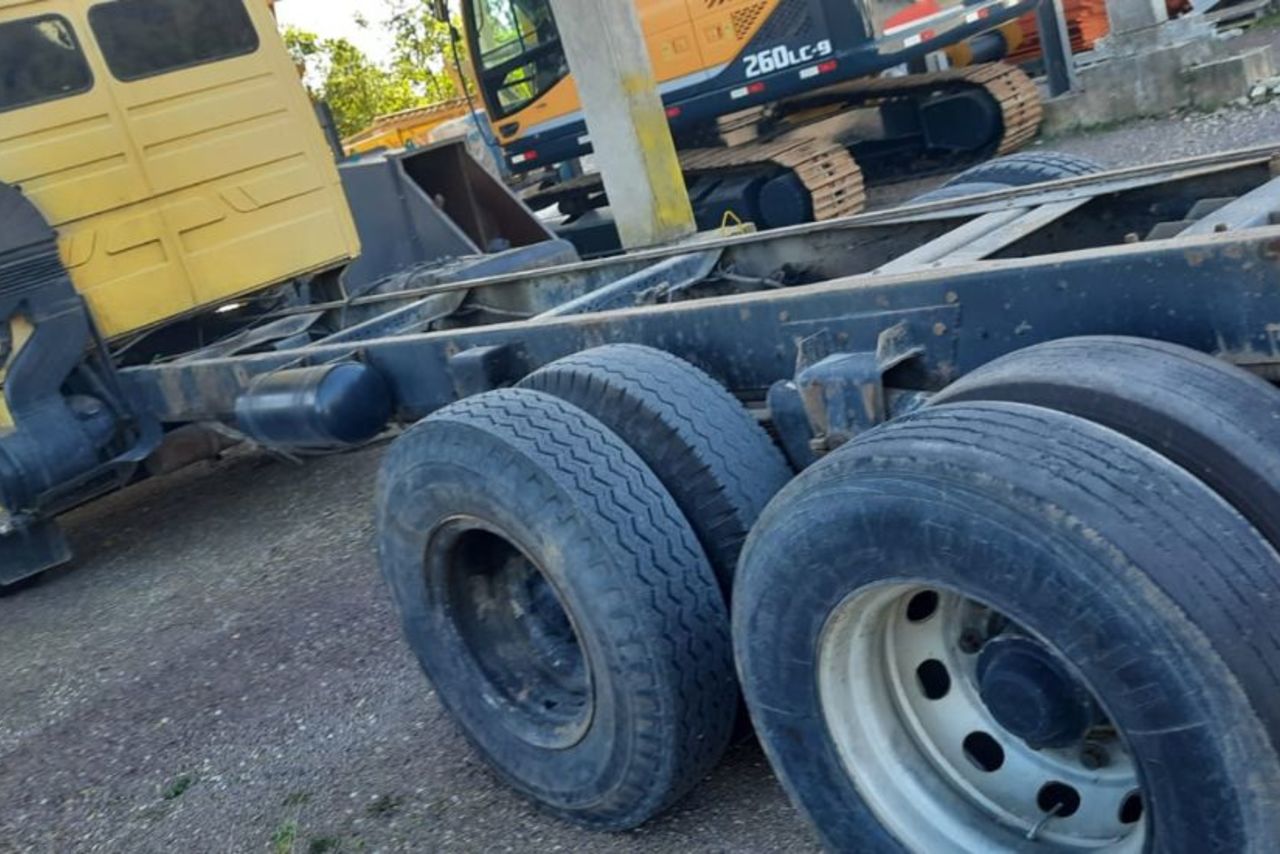 Mercedes Benz MB 1620 - 99 10