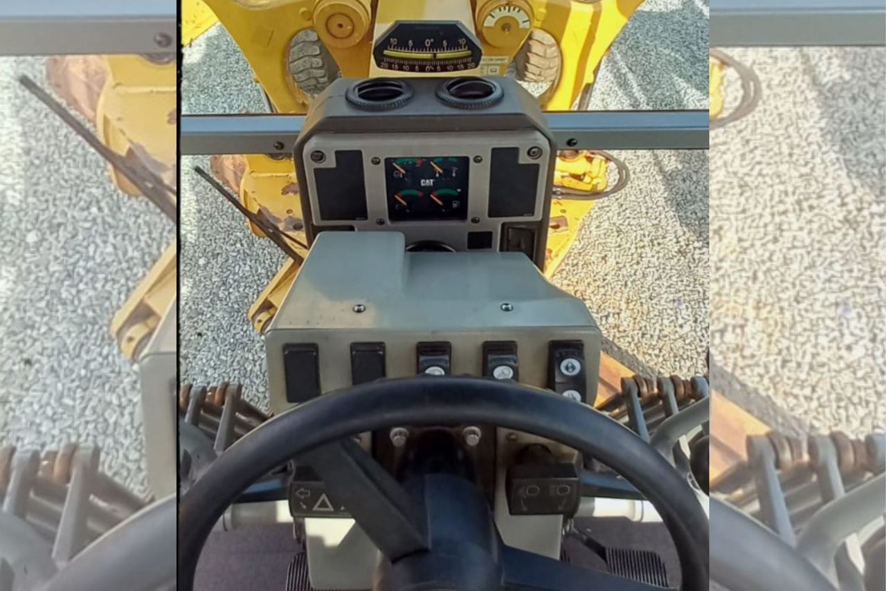 Caterpillar 140K - 18/18 3
