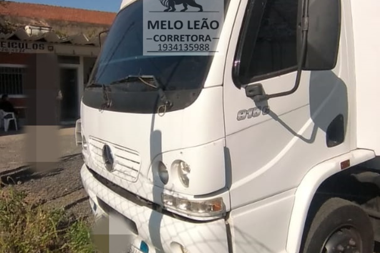 Mercedes Benz Accelo 915 - 11/11 10