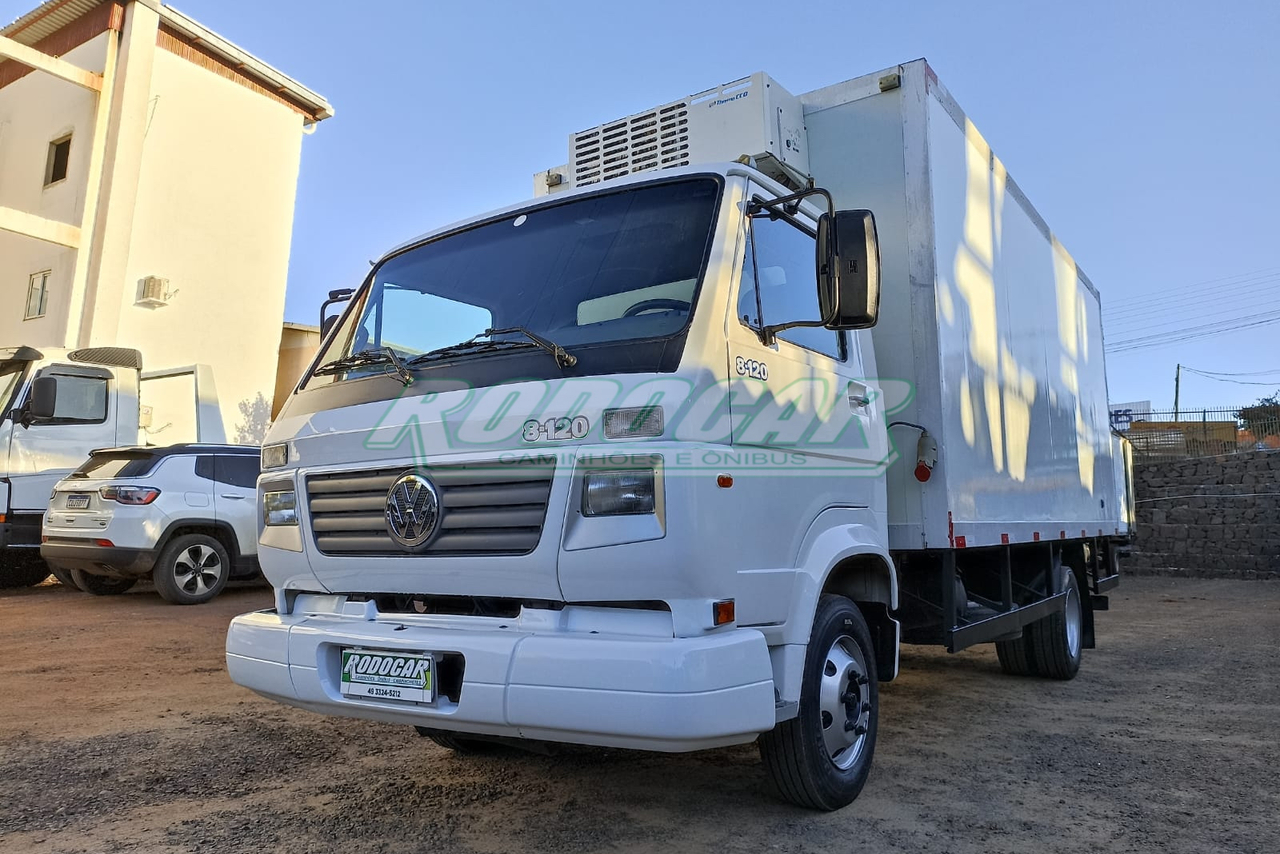 Volkswagen 8 120 - 05 4