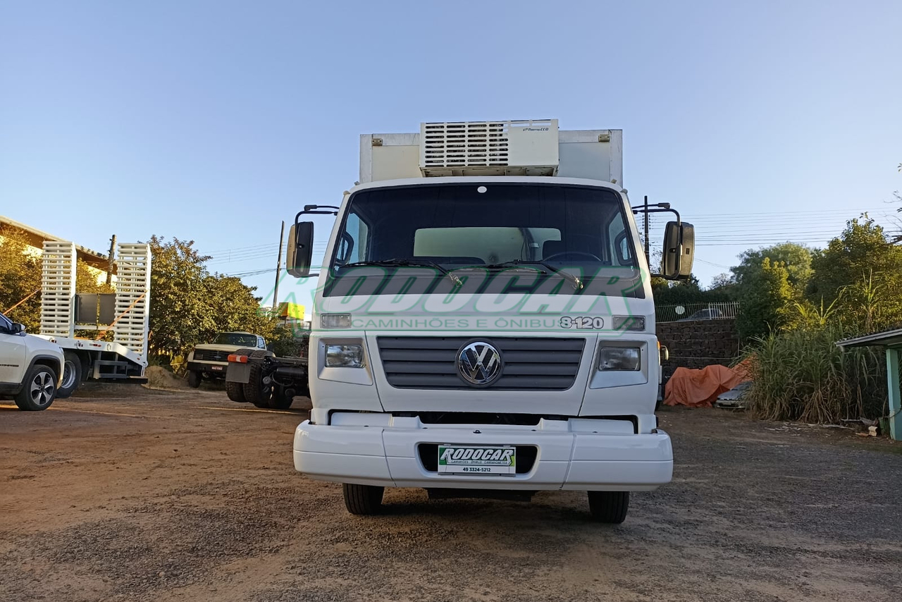 Volkswagen 8 120 - 05 6