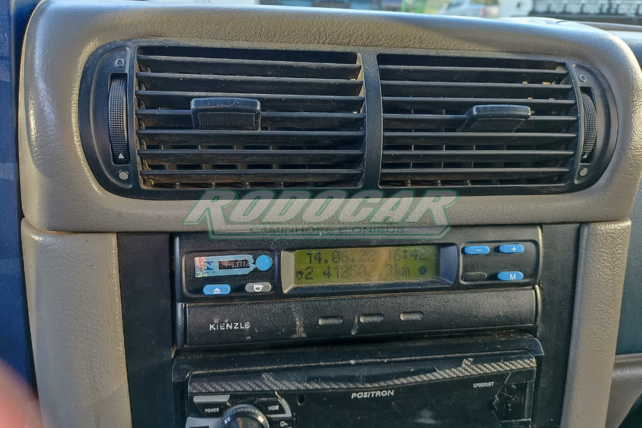 Volkswagen 8 120 - 05 8