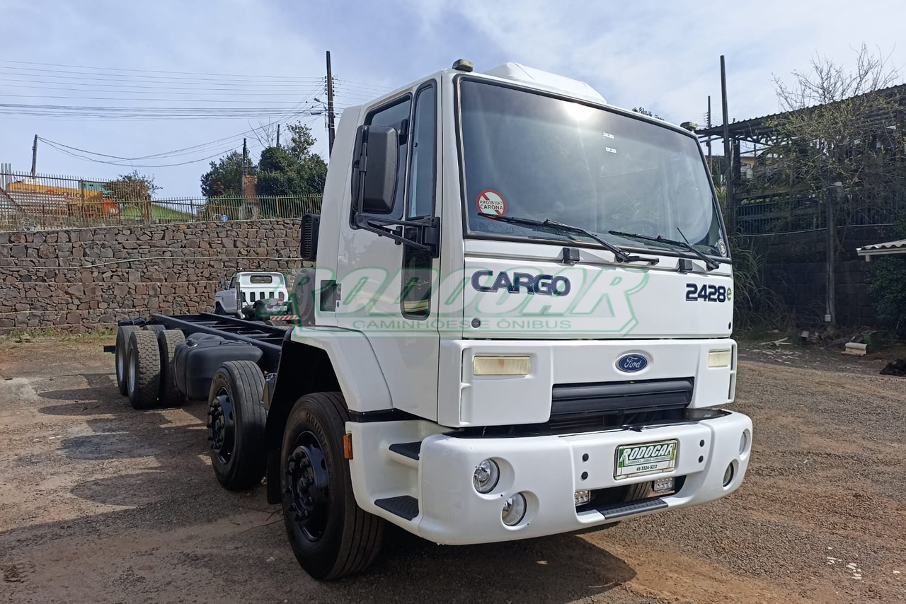 Ford Cargo2428 - 11 5