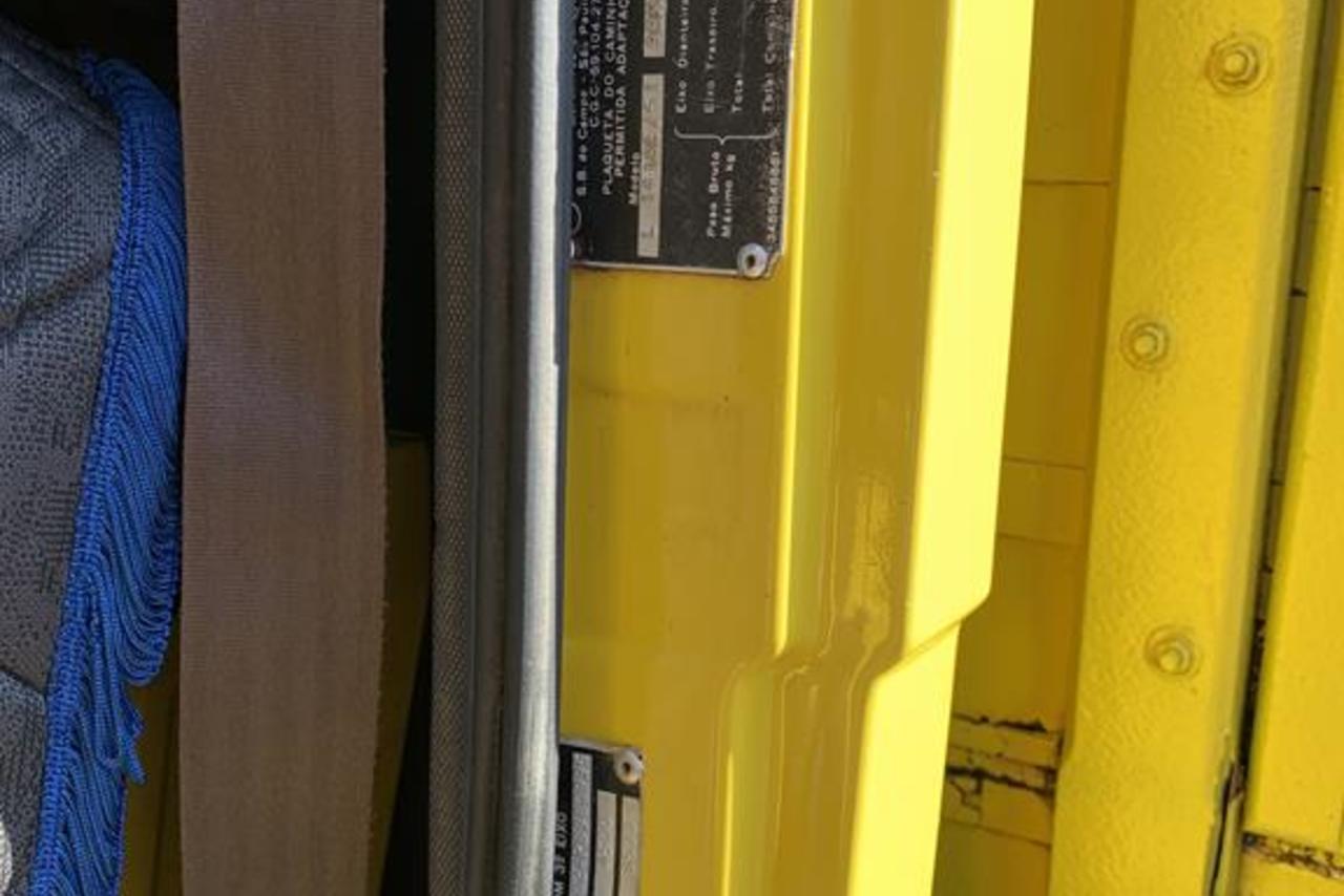 Mercedes Benz MB 1418 - 93/93 11