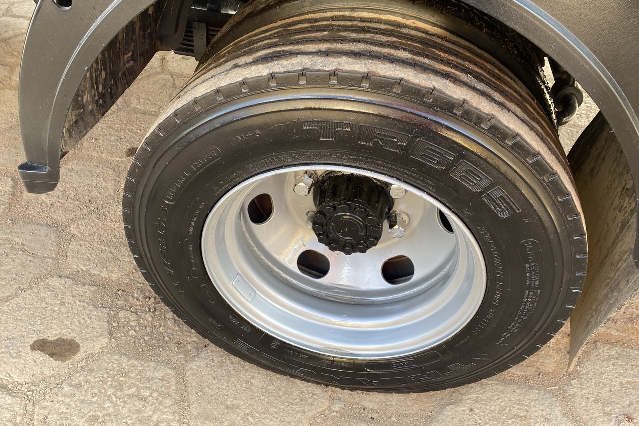 Volkswagen 8 150 - 10/10 10