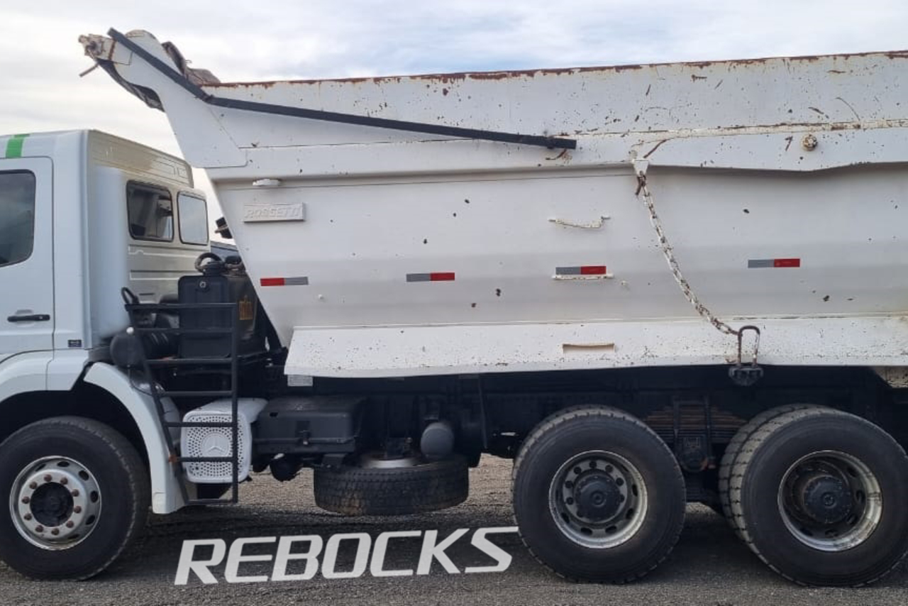 Mercedes Benz Axor 2831 - 09/09 3
