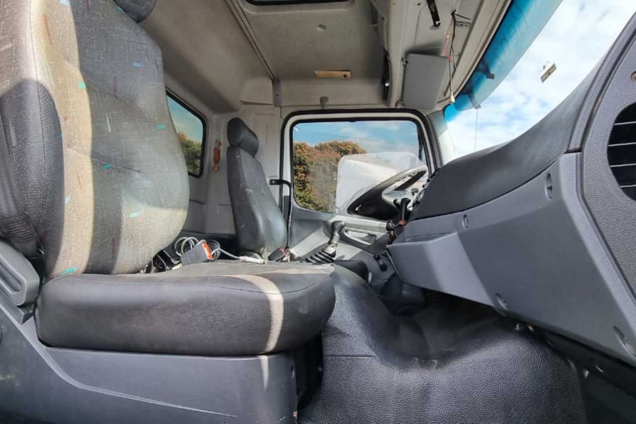 Mercedes Benz Axor 2831 - 09/09 14