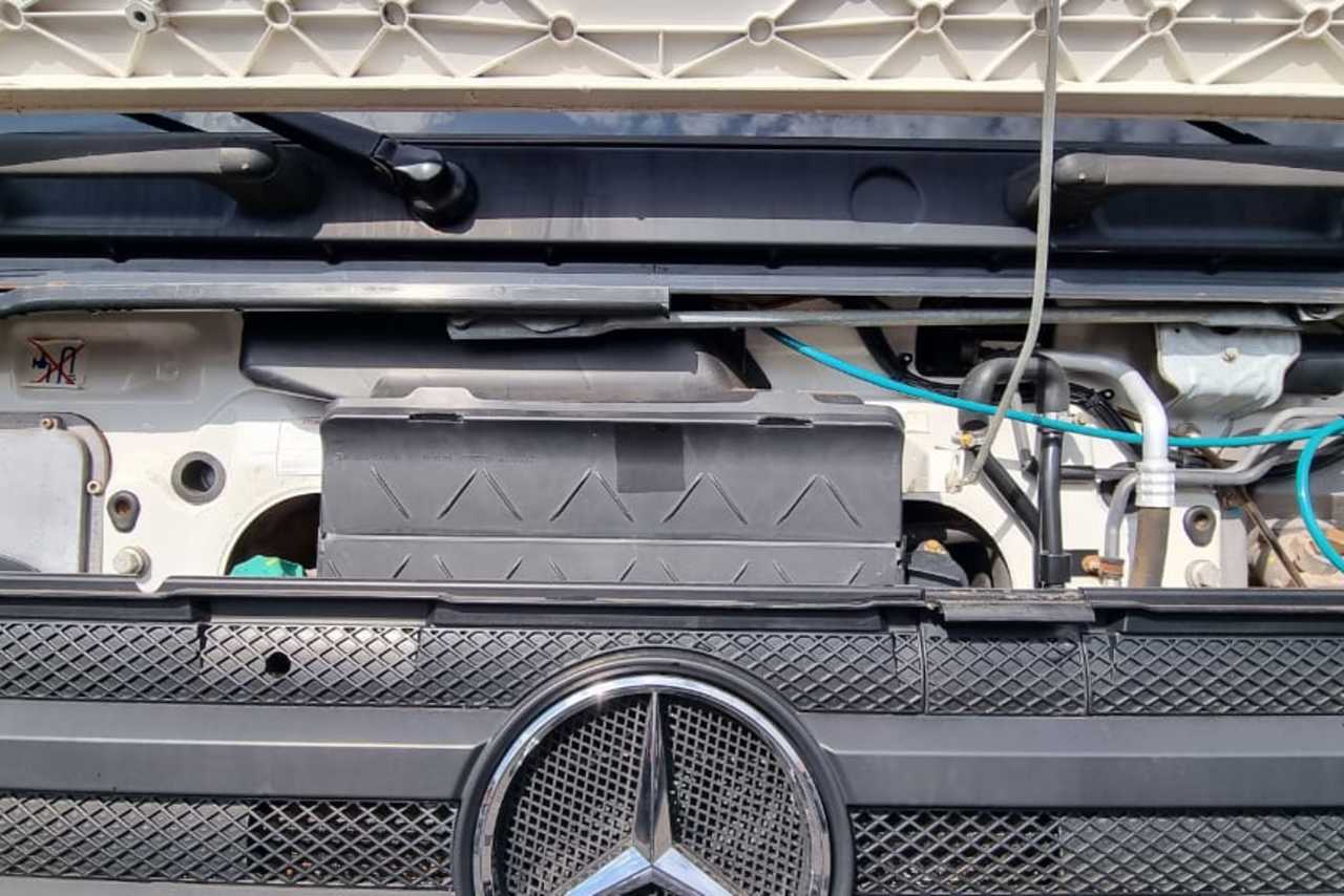 Mercedes Benz Axor 2831 - 09/09 19