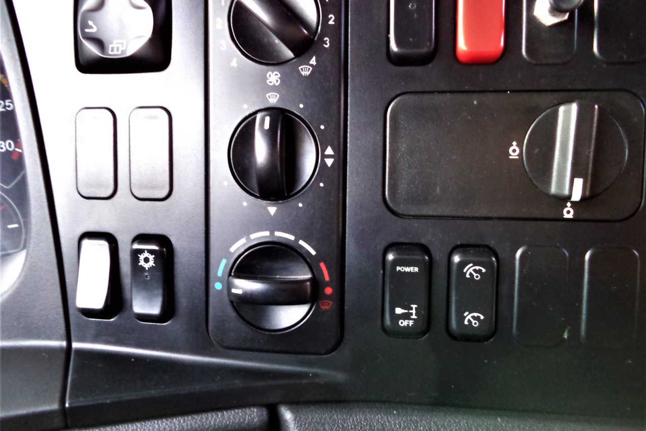 Mercedes Benz Atego 2430 - 14/14 11