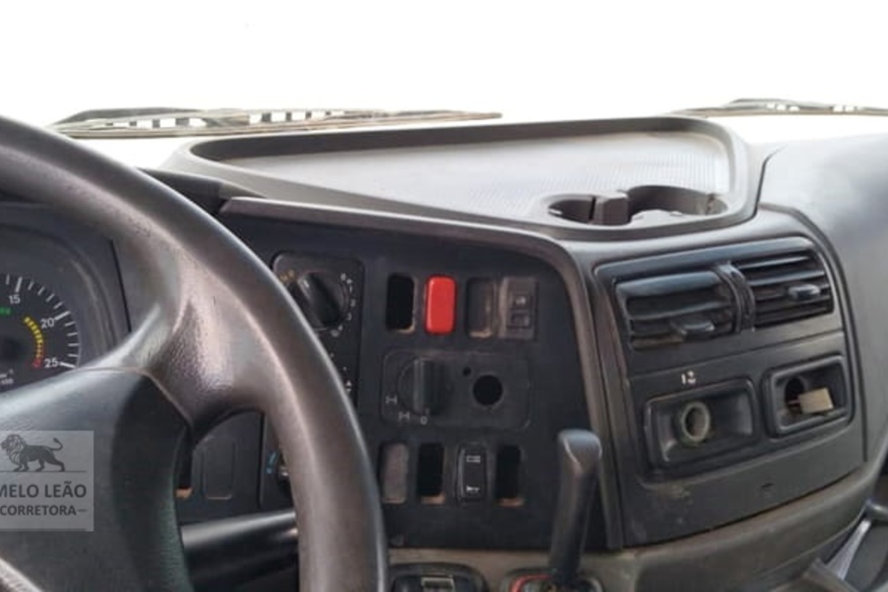 Mercedes Benz Axor 2644 - 08/09 4