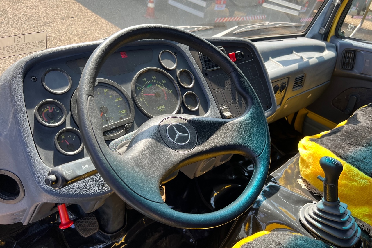 Mercedes Benz MB 1718 - 11/12 8