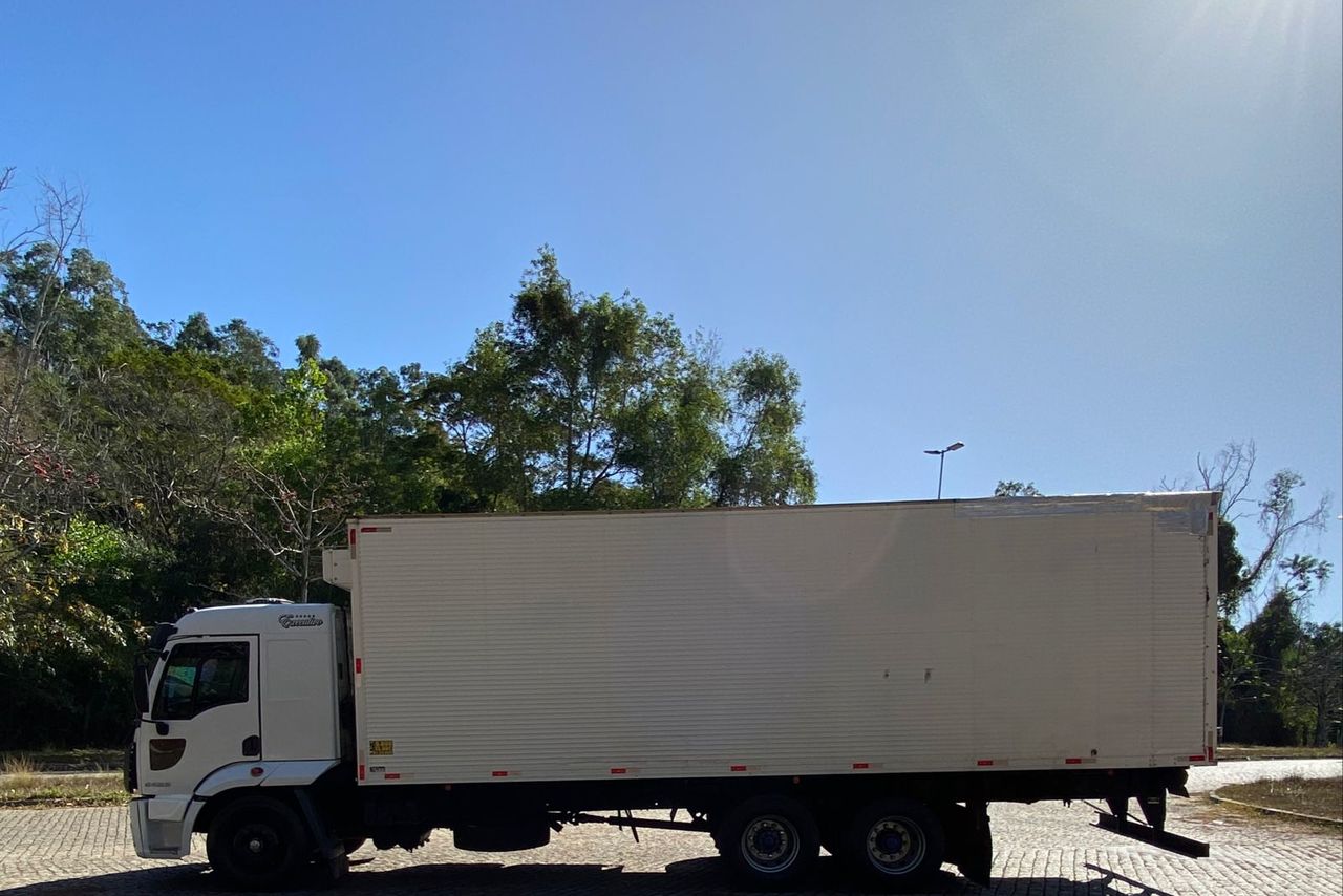 Ford Cargo2428 - 11/12 4