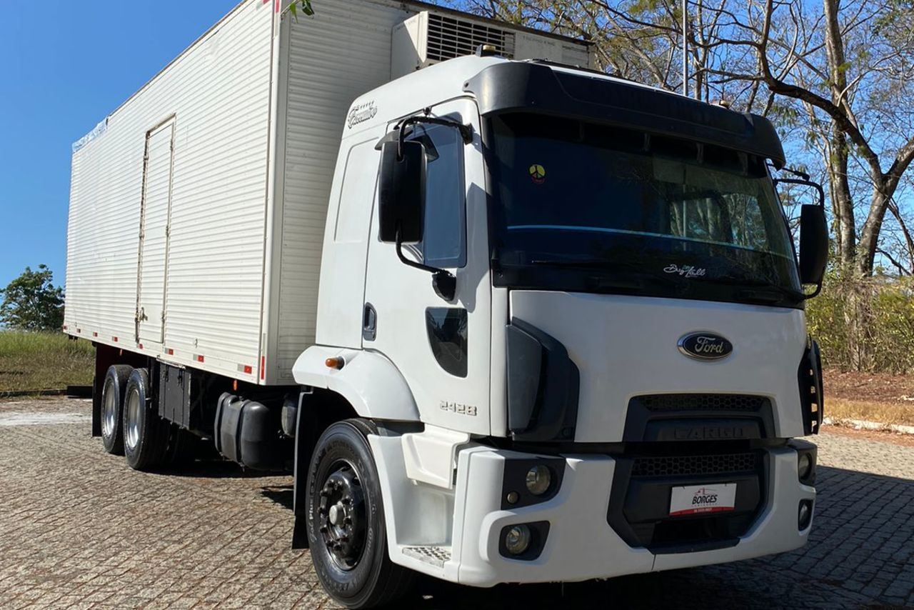 Ford Cargo2428 - 11/12 6