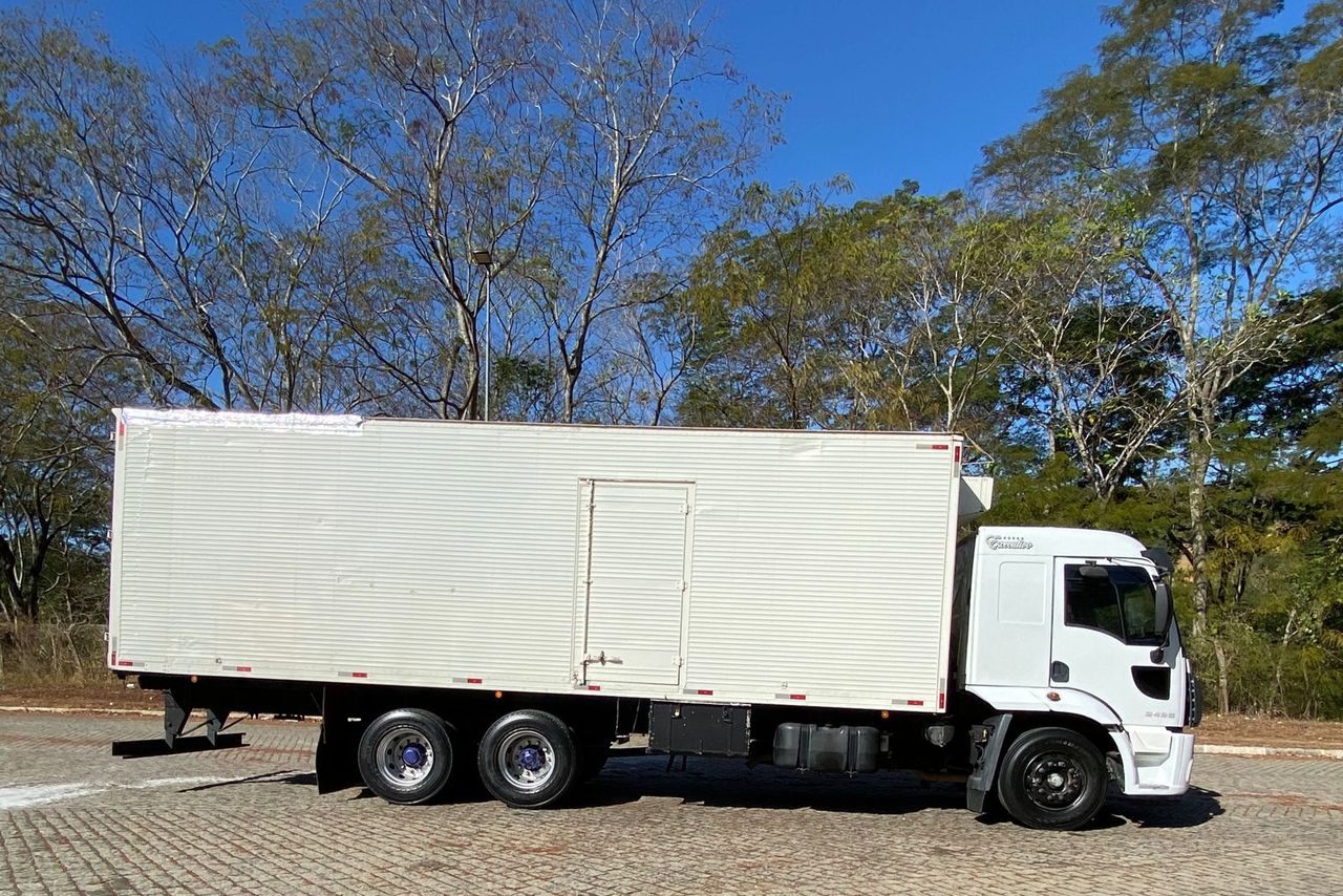 Ford Cargo2428 - 11/12 9