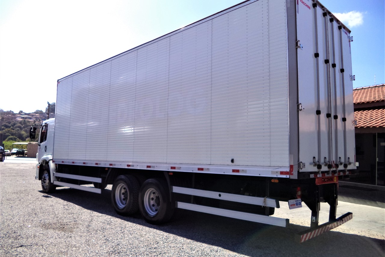 Volkswagen 24-280 E Constellation 6x2 - 21/22 4