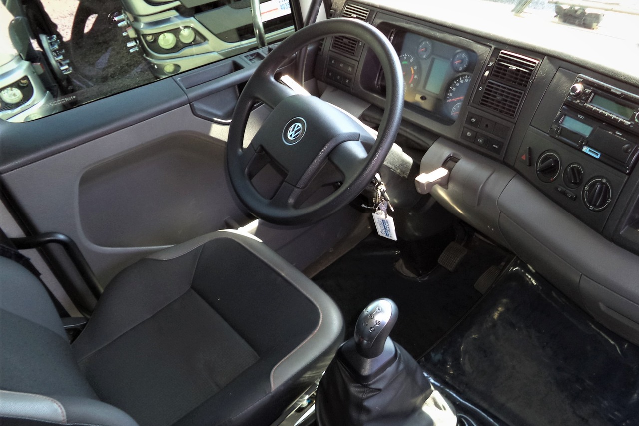 Volkswagen 24-280 E Constellation 6x2 - 21/22 11