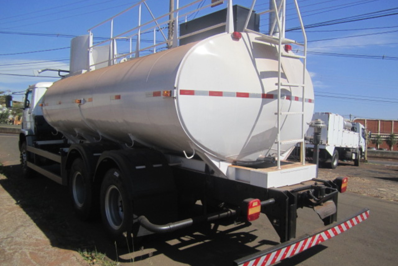 Volkswagen 26 220 - 09/09 3