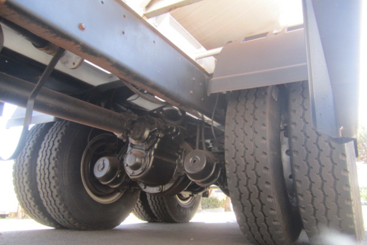 Volkswagen 26 220 - 09/09 5
