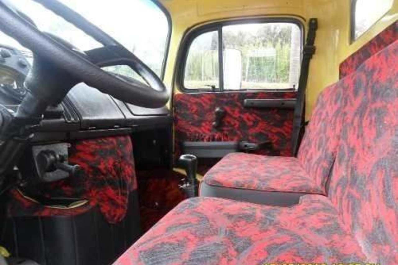 Mercedes Benz MB 1518 - 88/88 2