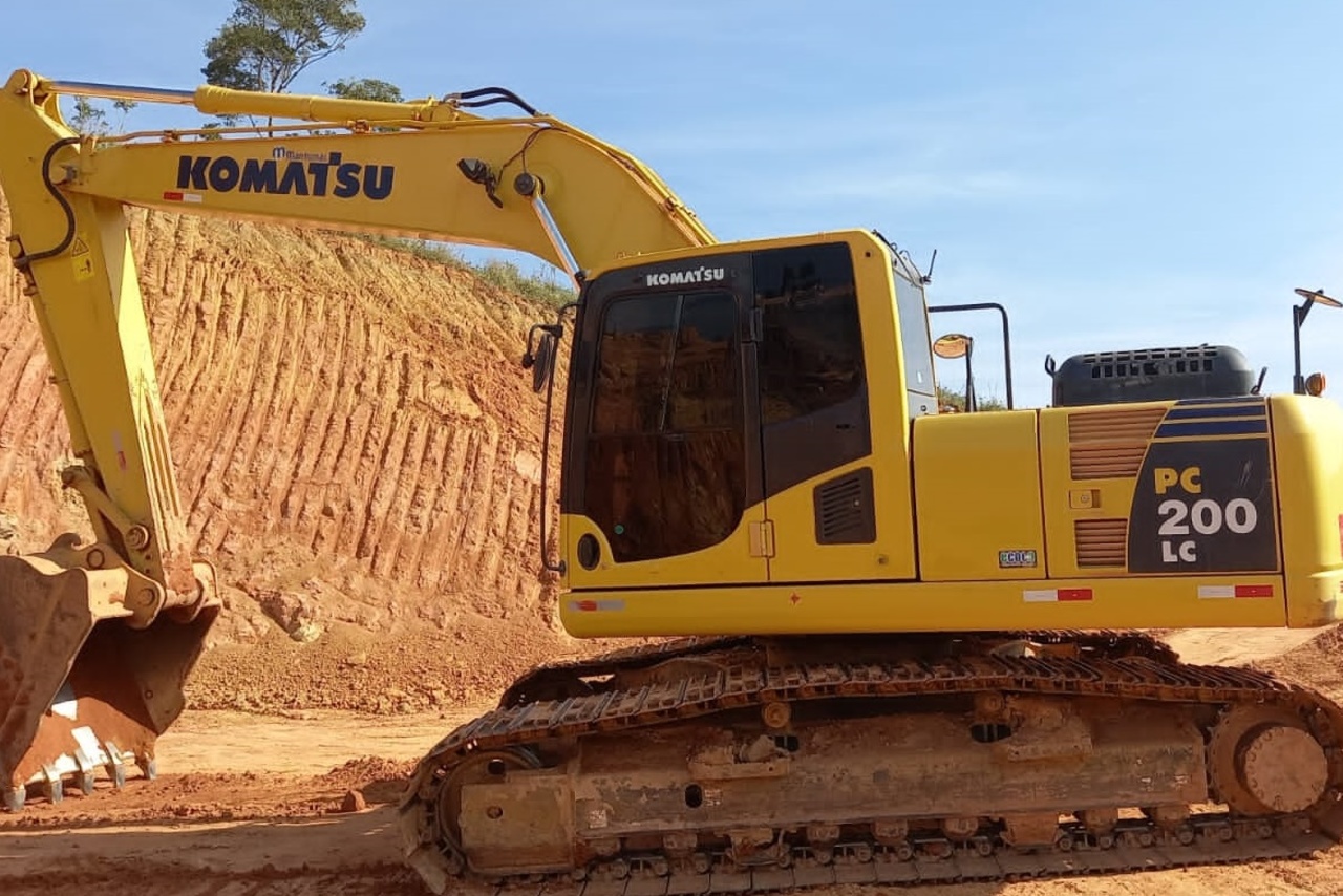 Komatsu PC200 - 18/18 4