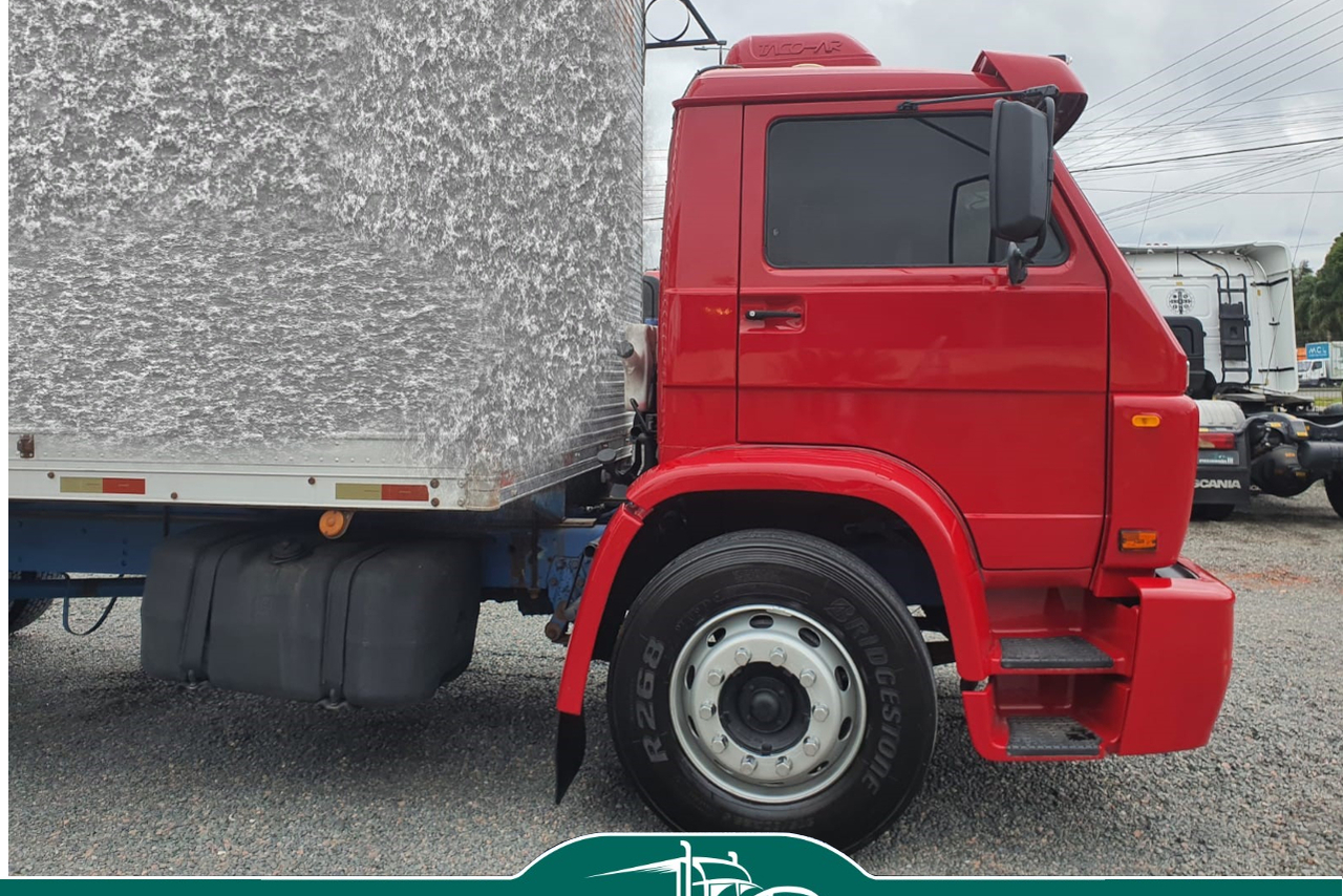 Volkswagen 15-180 E Constellation - 02/02 5