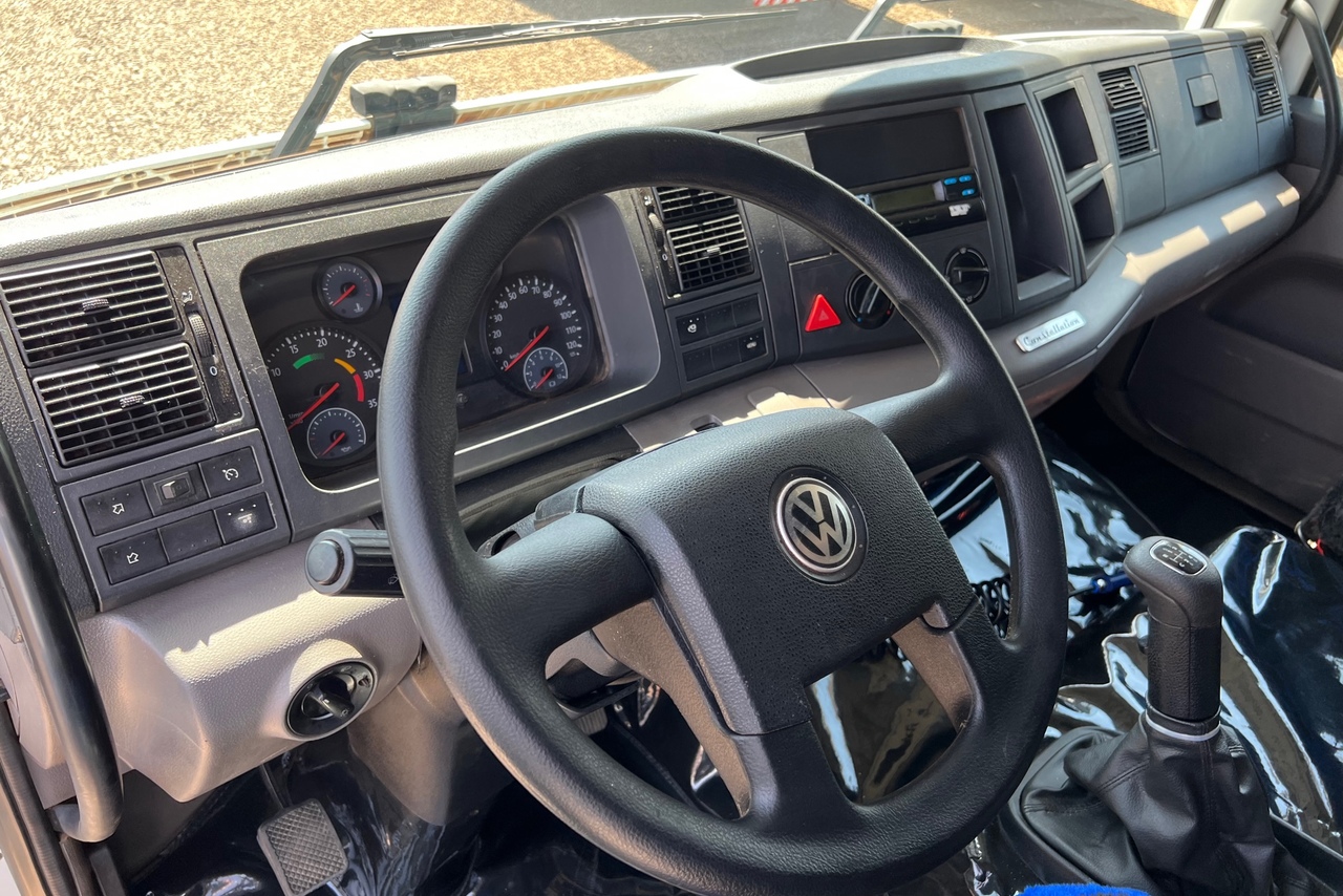 Volkswagen 24-280 E Constellation 6x2 - 13/13 6