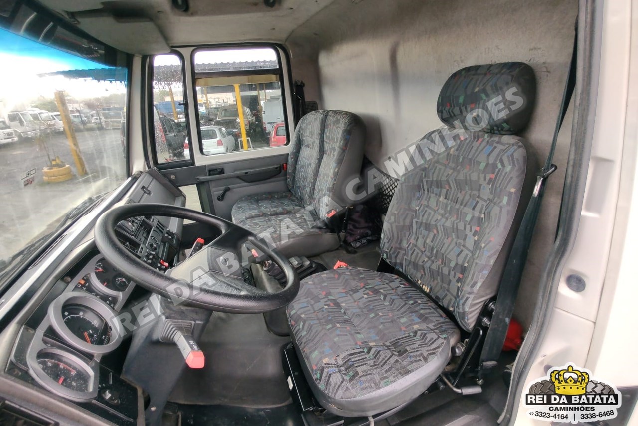 Ford Cargo2428 - 11/11 12