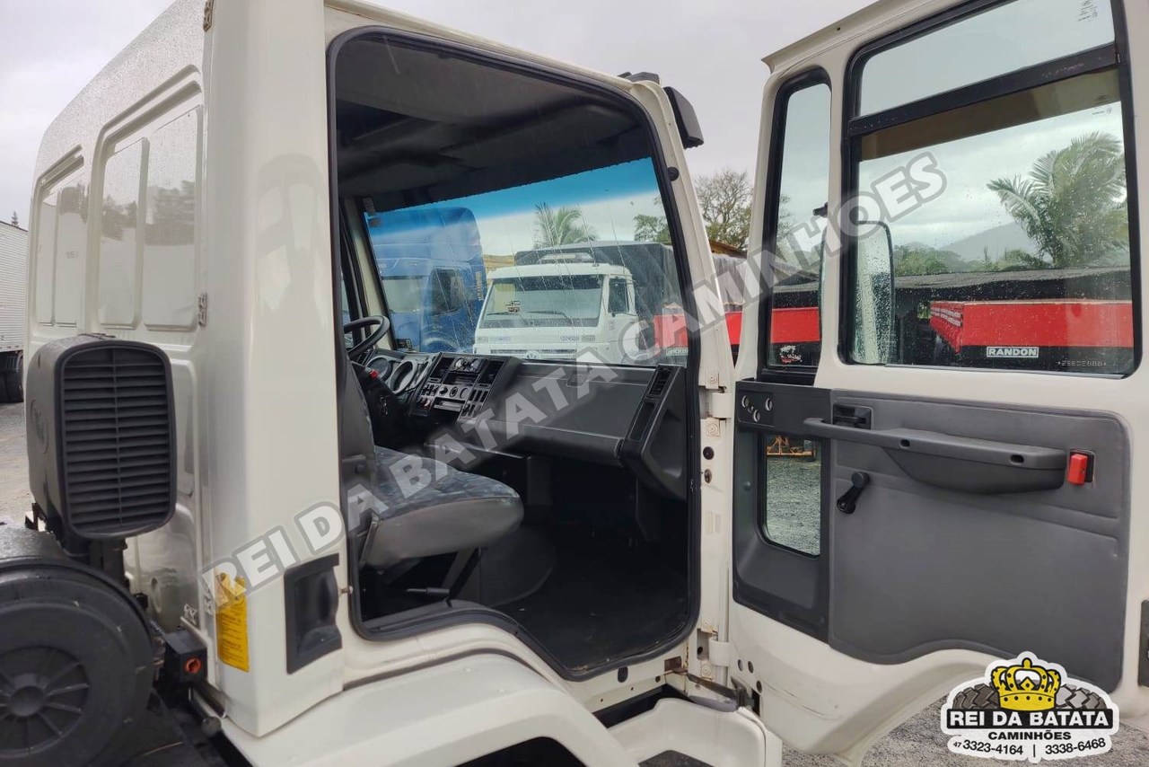 Ford Cargo2428 - 11/11 25