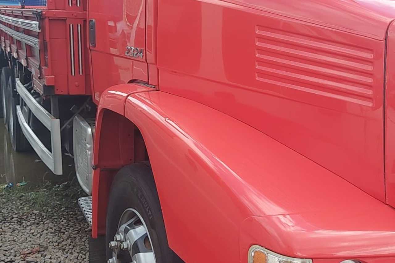 Mercedes Benz MB 2324 - 13/13 9