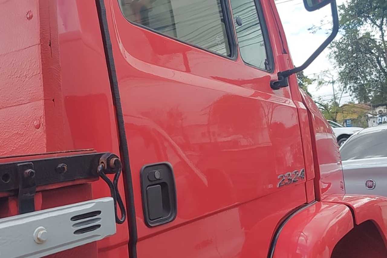 Mercedes Benz MB 2324 - 13/13 13