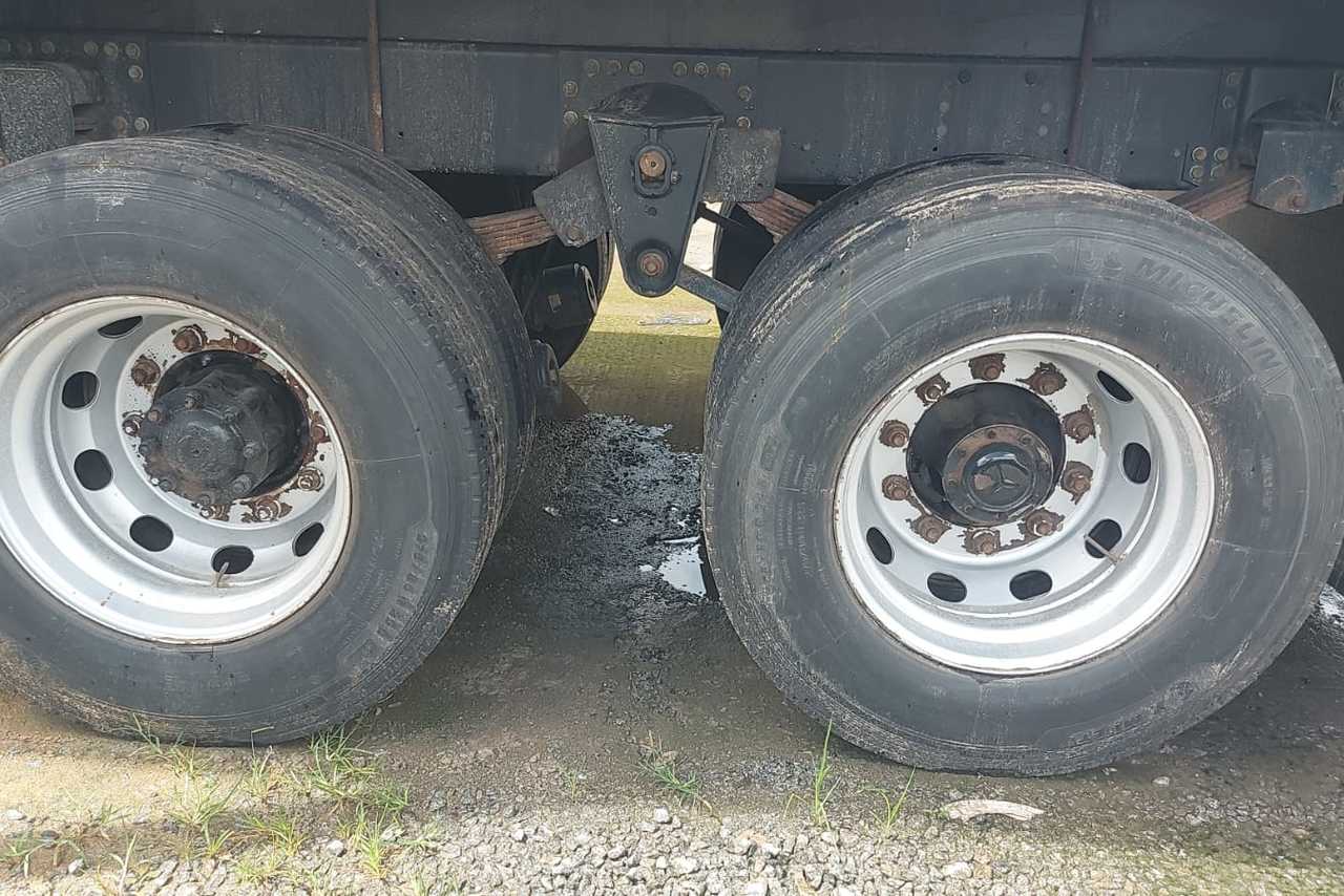 Mercedes Benz MB 2324 - 13/13 17
