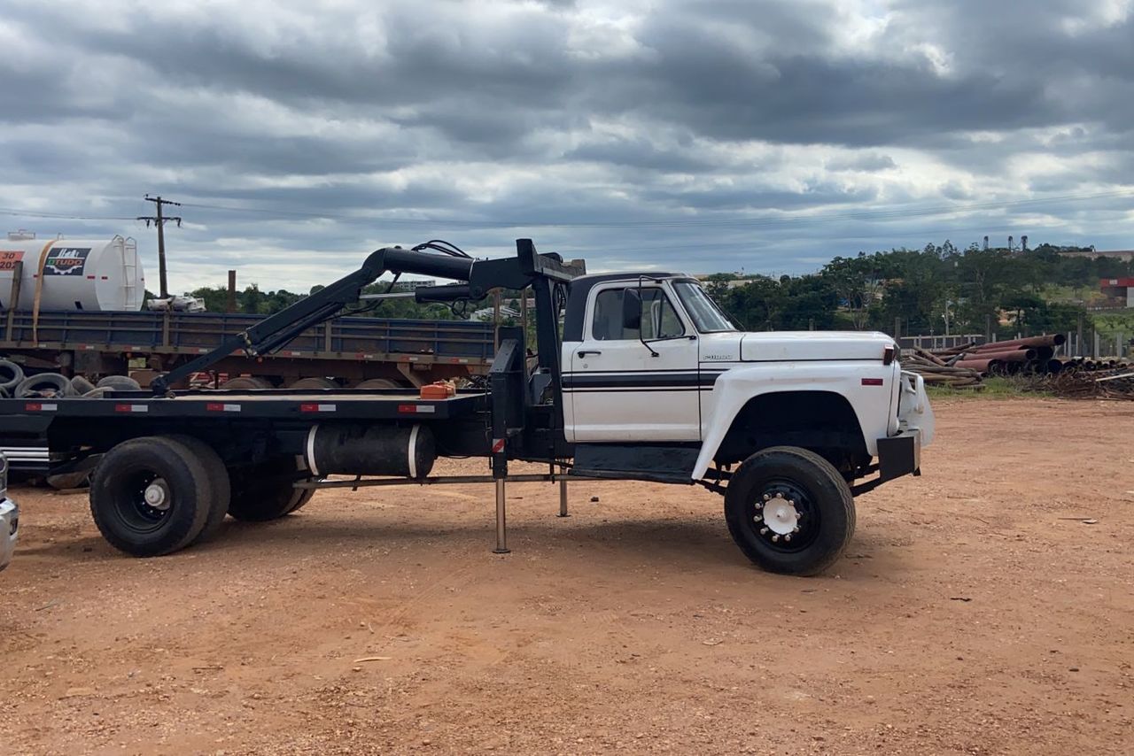 Ford F11000 - 84/84 2