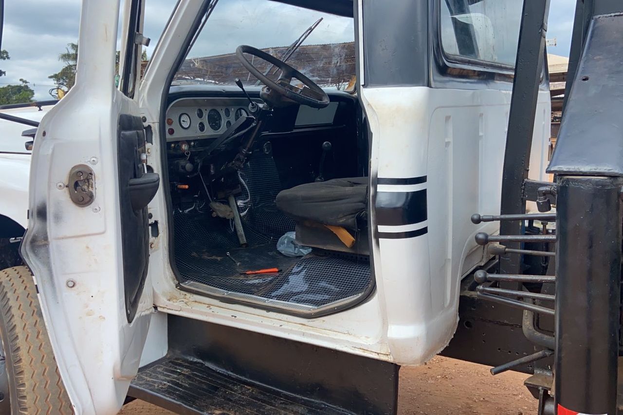 Ford F11000 - 84/84 4