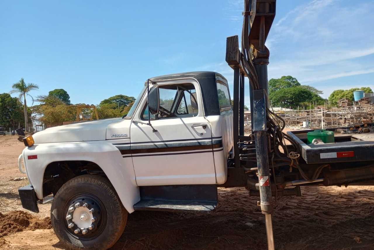 Ford F11000 - 84/84 6