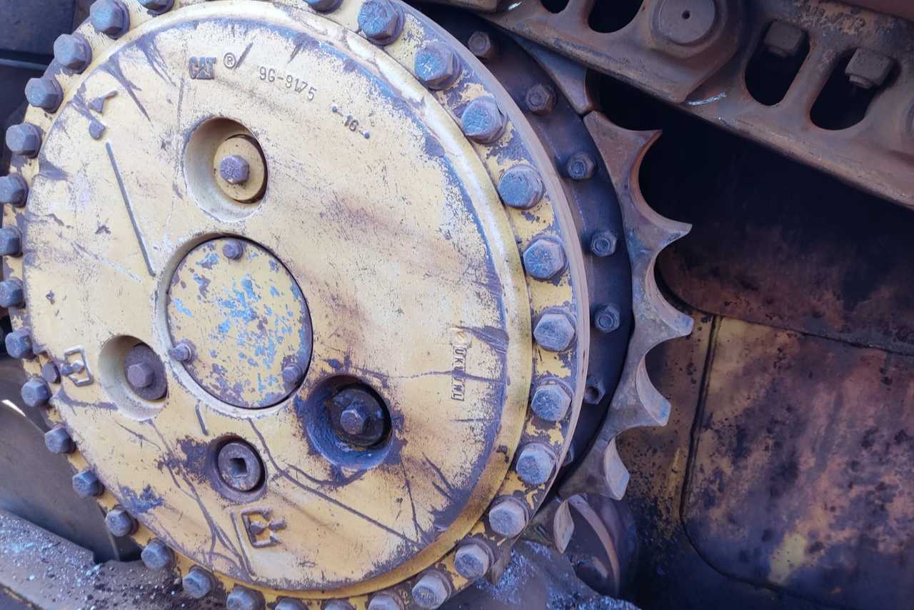 Caterpillar D6R XL - 06/06 5