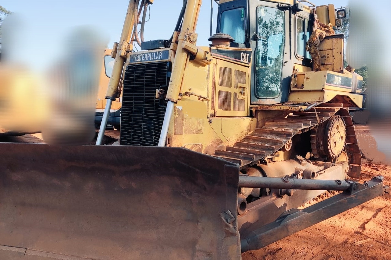 Caterpillar D6R XL - 06/06 7