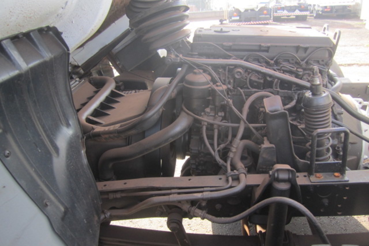 Mercedes Benz MB 1718 - 08/08 6
