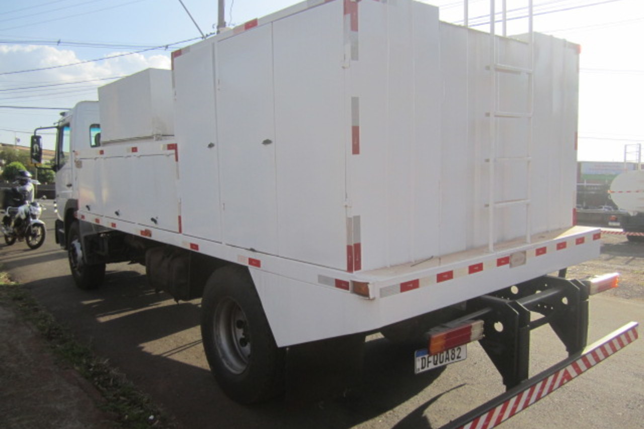 Mercedes Benz MB 1718 - 08/08 20