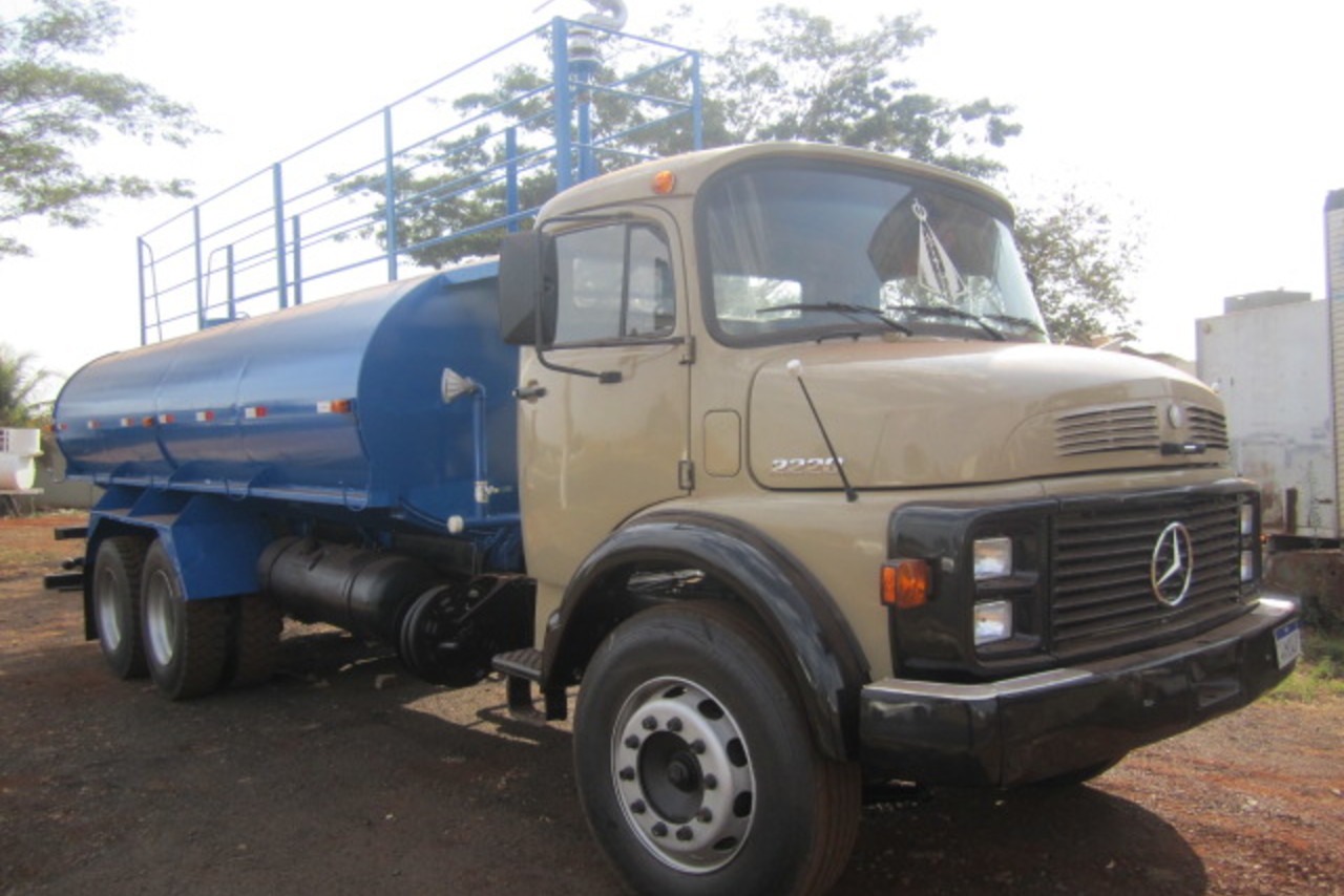 Mercedes Benz MB 2220 - 90/90 4