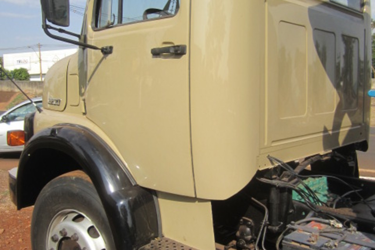 Mercedes Benz MB 2220 - 90/90 5
