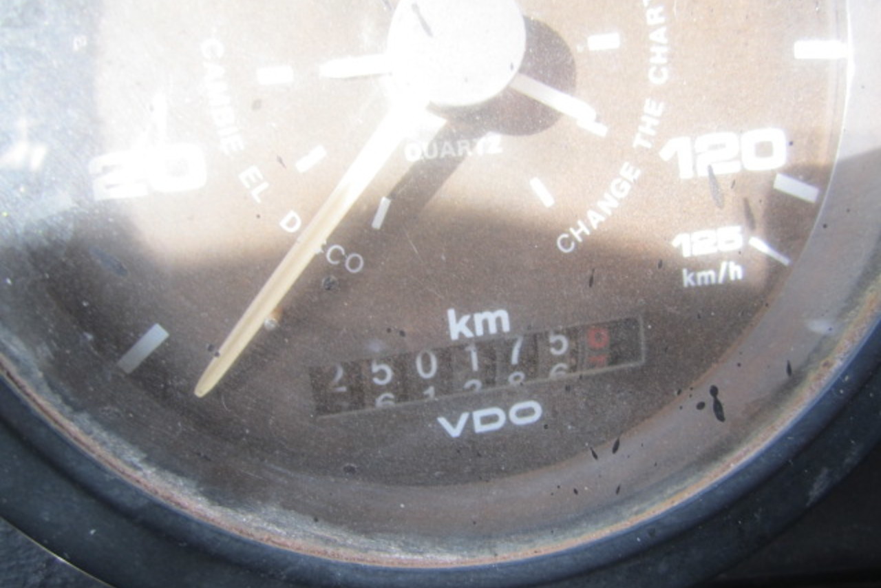 Mercedes Benz MB 2220 - 90/90 9
