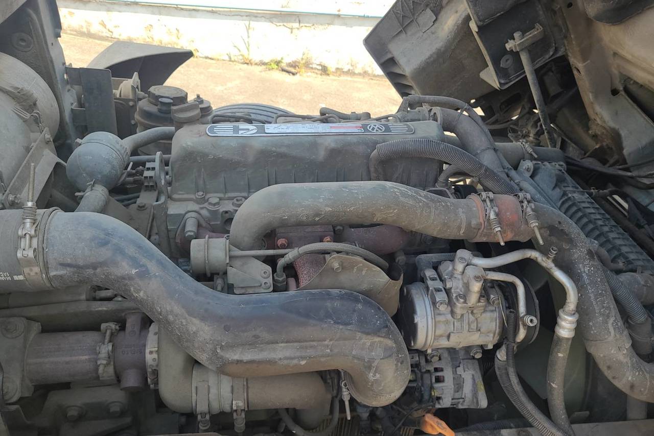 Volkswagen 8 160 - 16/17 16