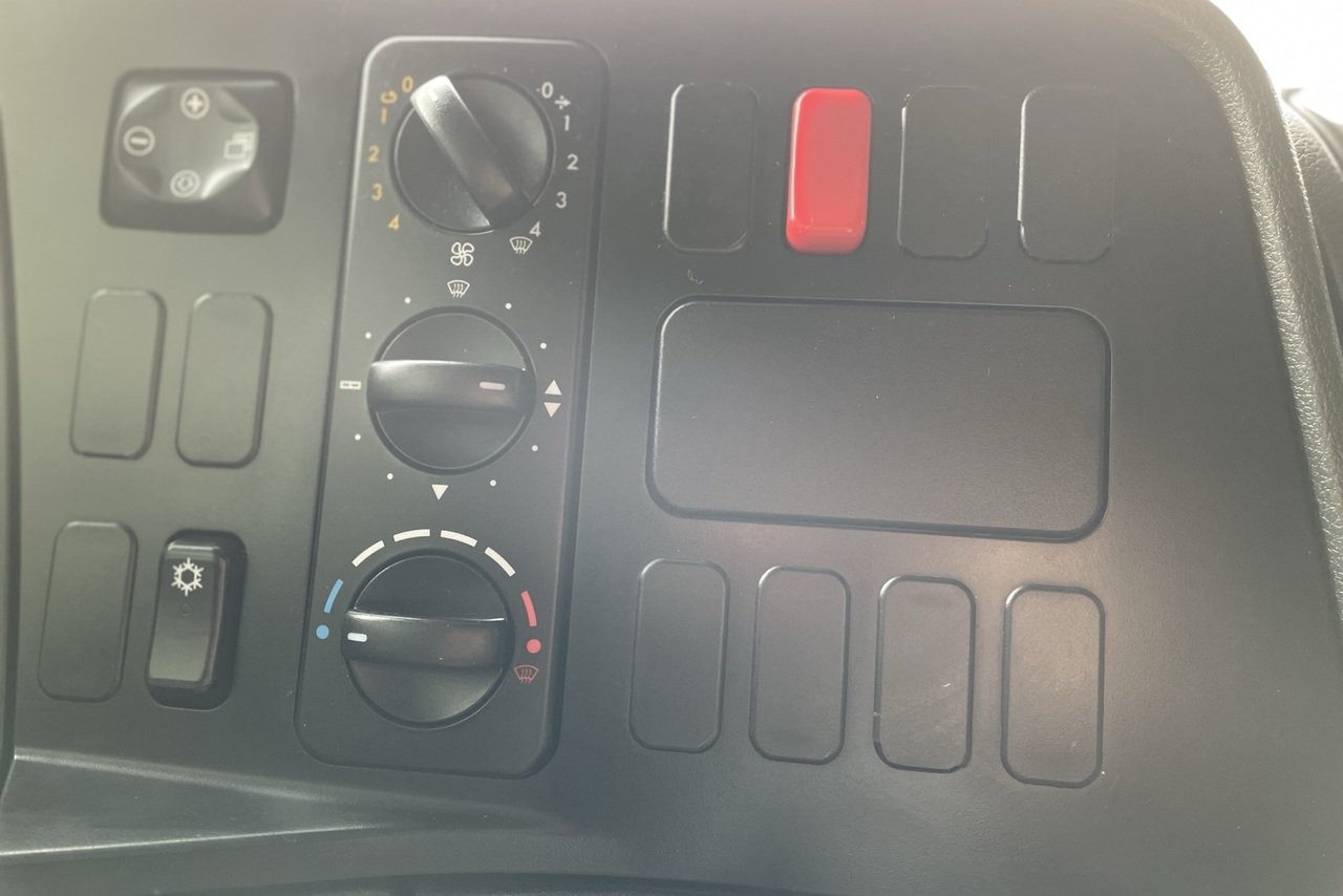 Mercedes Benz Atego 1726 - 19/20 12