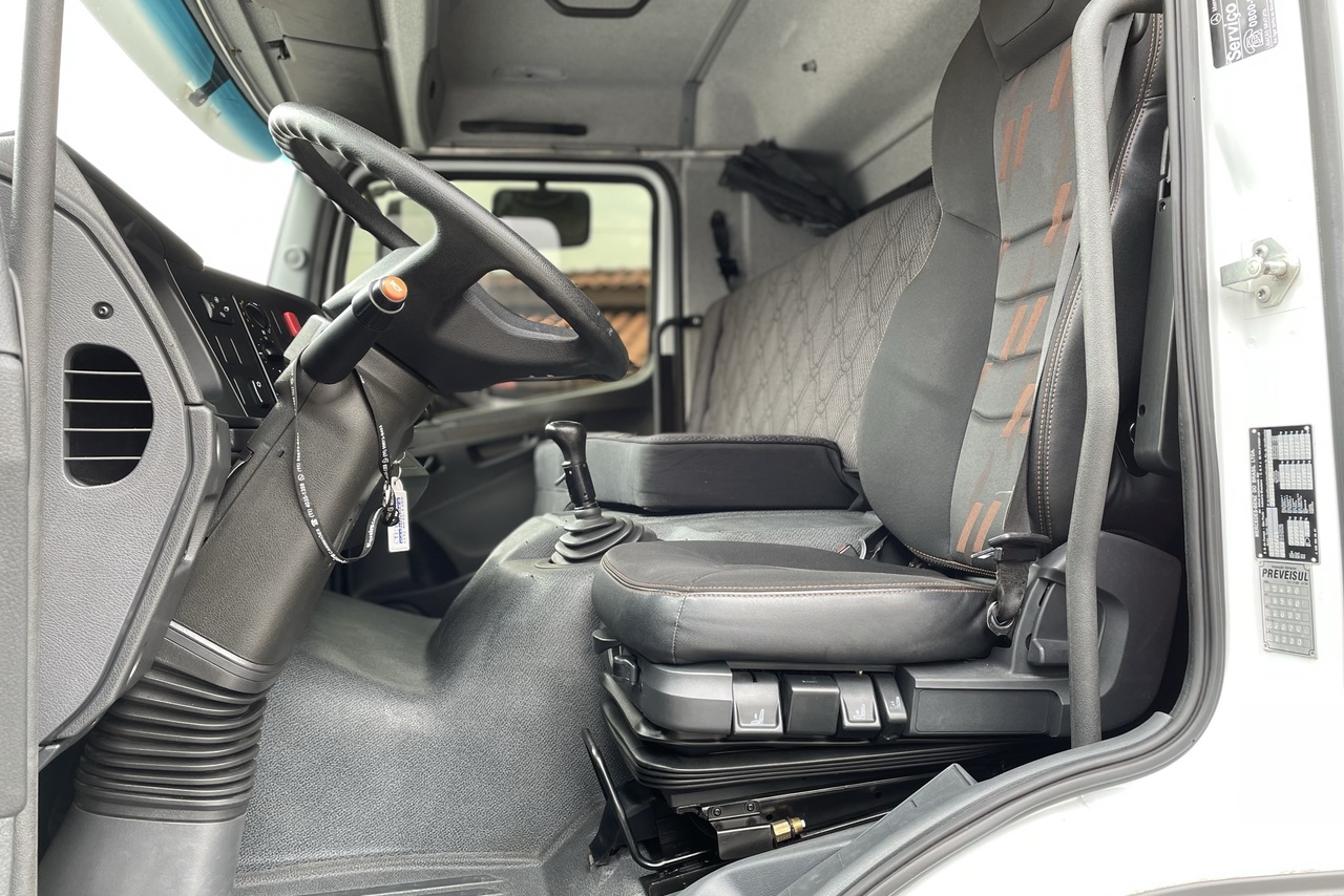 Mercedes Benz Atego 1726 - 19/20 15