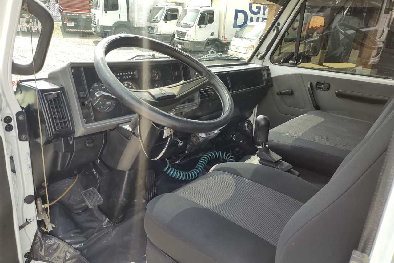 Volkswagen 8 140 - 98/98 10