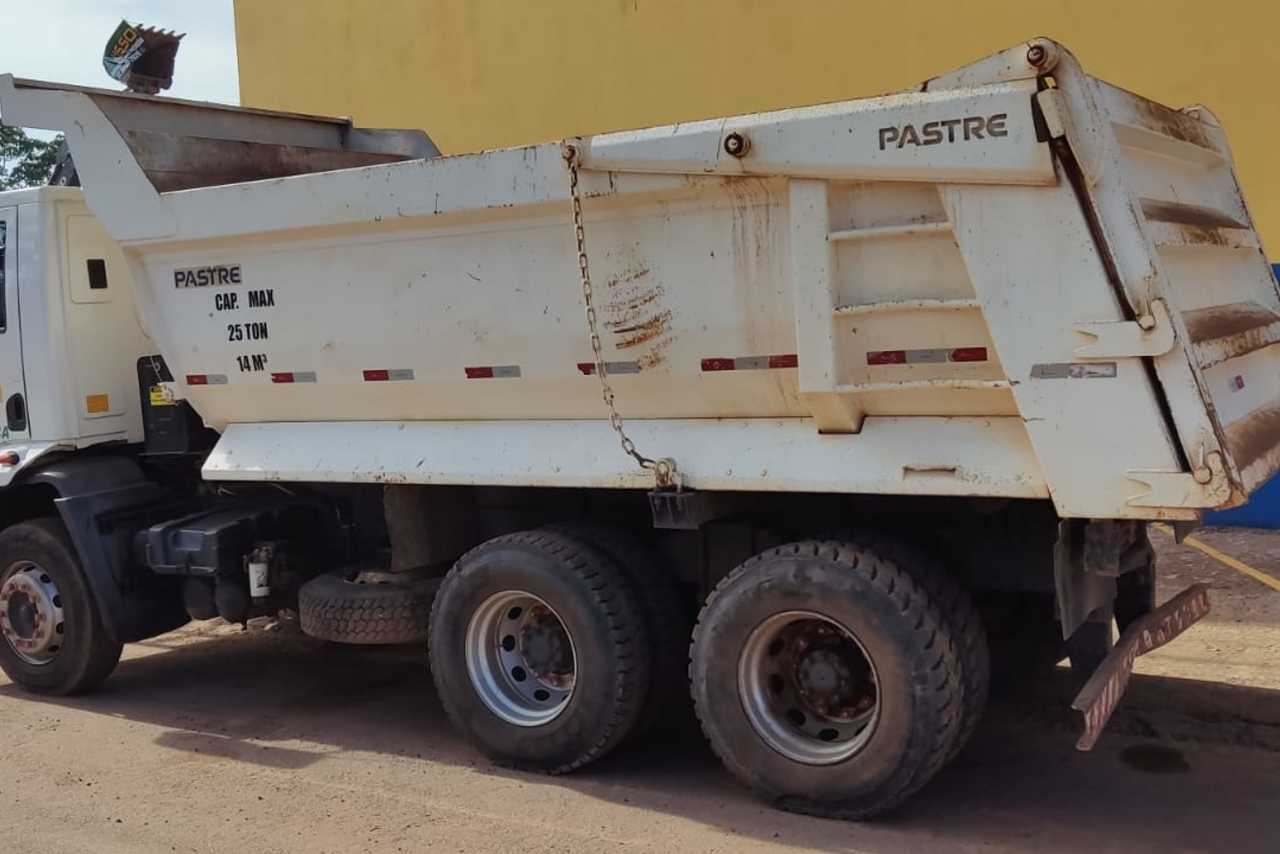 Ford Cargo 3133 - 12/12 3