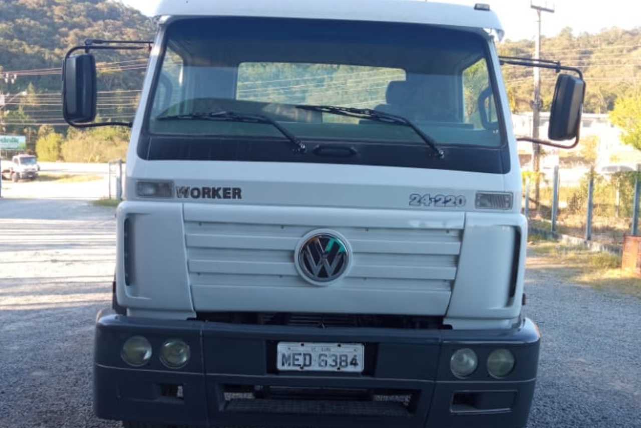 Volkswagen 24 220 - 08/08 5