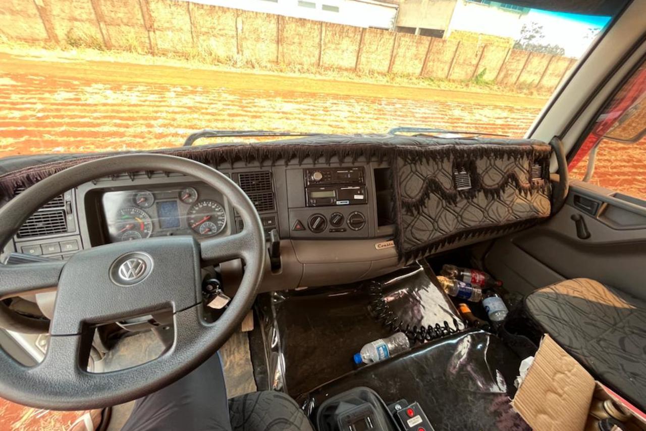 Volkswagen 26-280 Constellation 6x4 - 18/18 8
