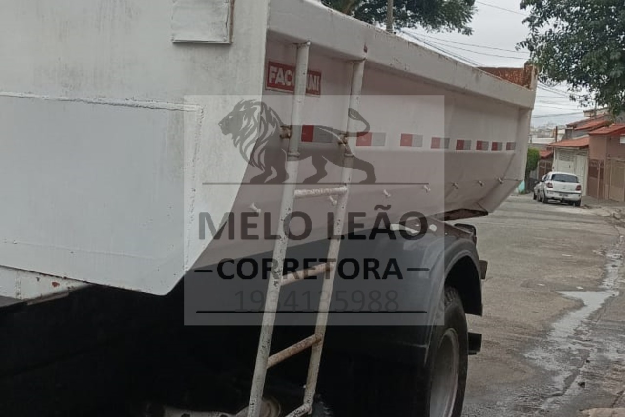 Ford Cargo1317 - 11/11 4